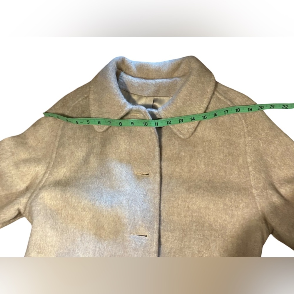 Vtg. 1980s Forecaster of Boston Elegant Beige Wool Blend Coat w/Belt size 15/16 - Picture 12 of 15